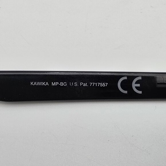 Maui Jim MJ-257-17C Kawika Black Frame Polarized Gray Gradient Lens Sunglasses - Picture 6 of 16